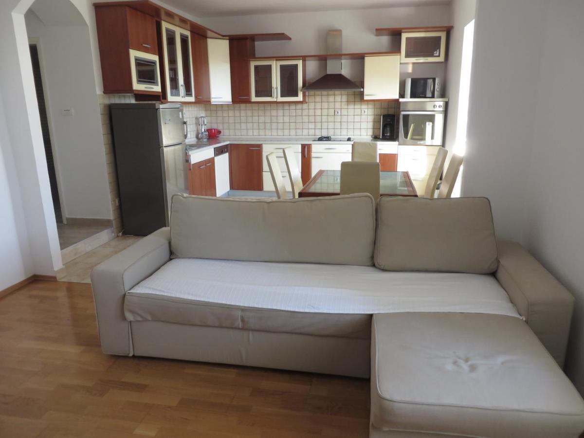 Apartments Tonka Pakoštane Kültér fotó