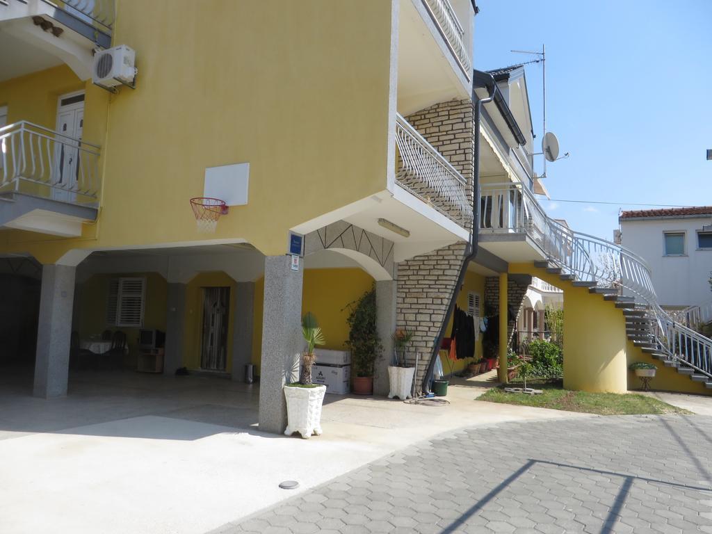 Apartments Tonka Pakoštane Kültér fotó