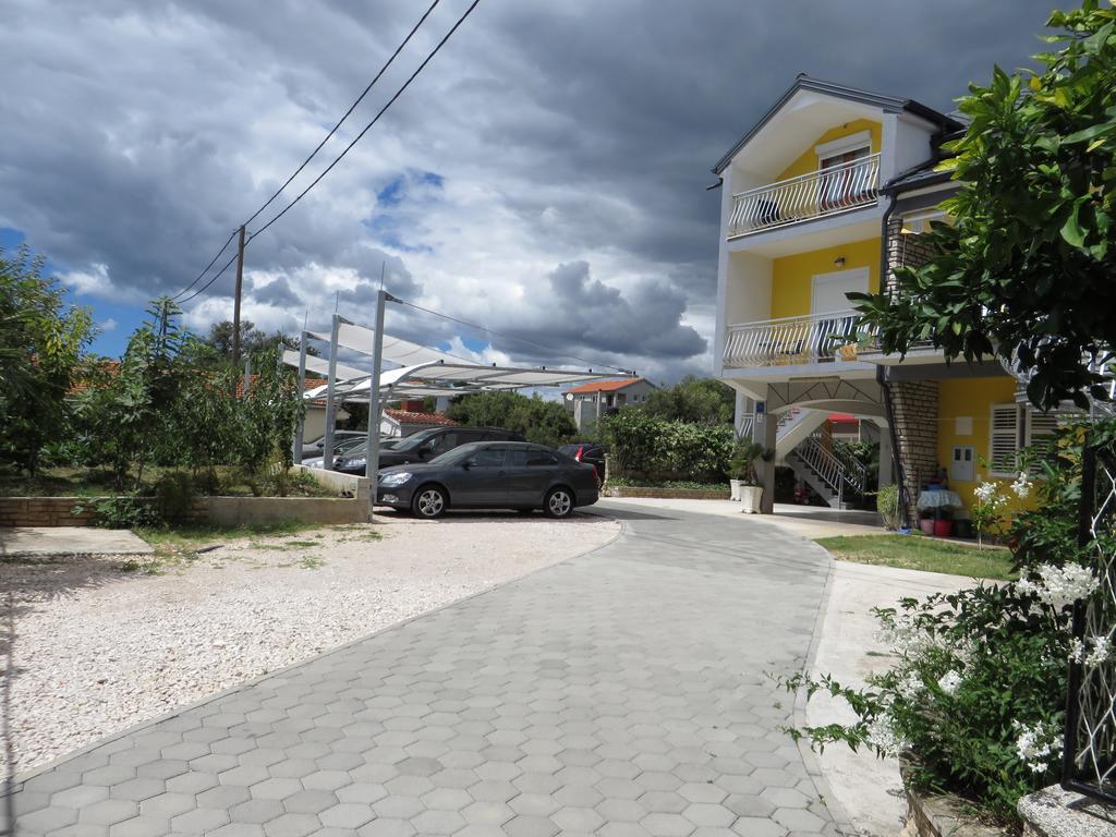 Apartments Tonka Pakoštane Kültér fotó